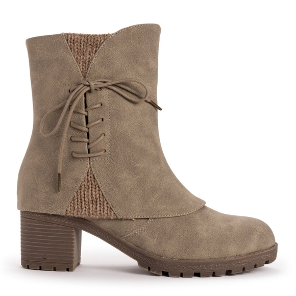 Mukluks Lucy Lillith W7 - Picture 5 of 5